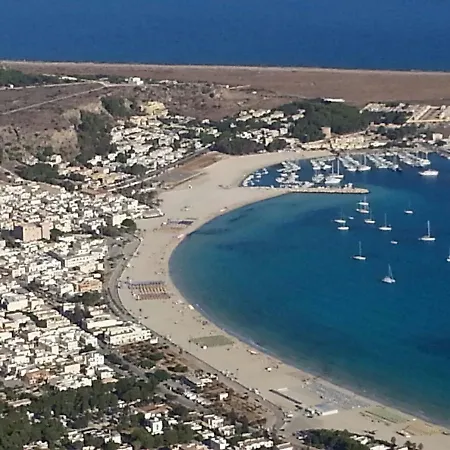 Il Nido 3 *